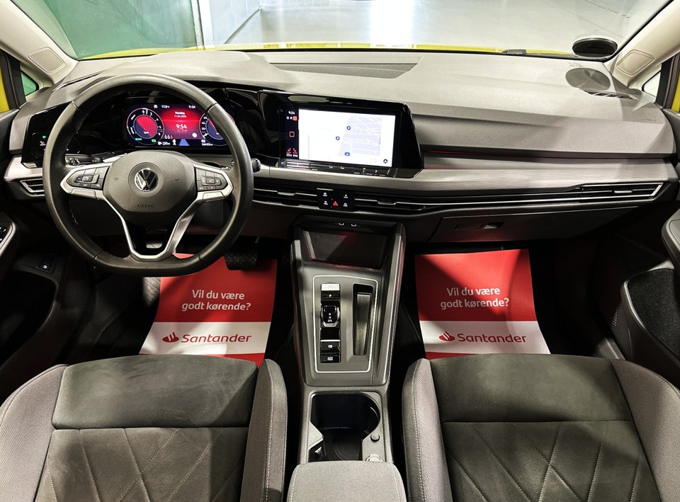 VW Golf VIII 1,4 eHybrid DSG 5d