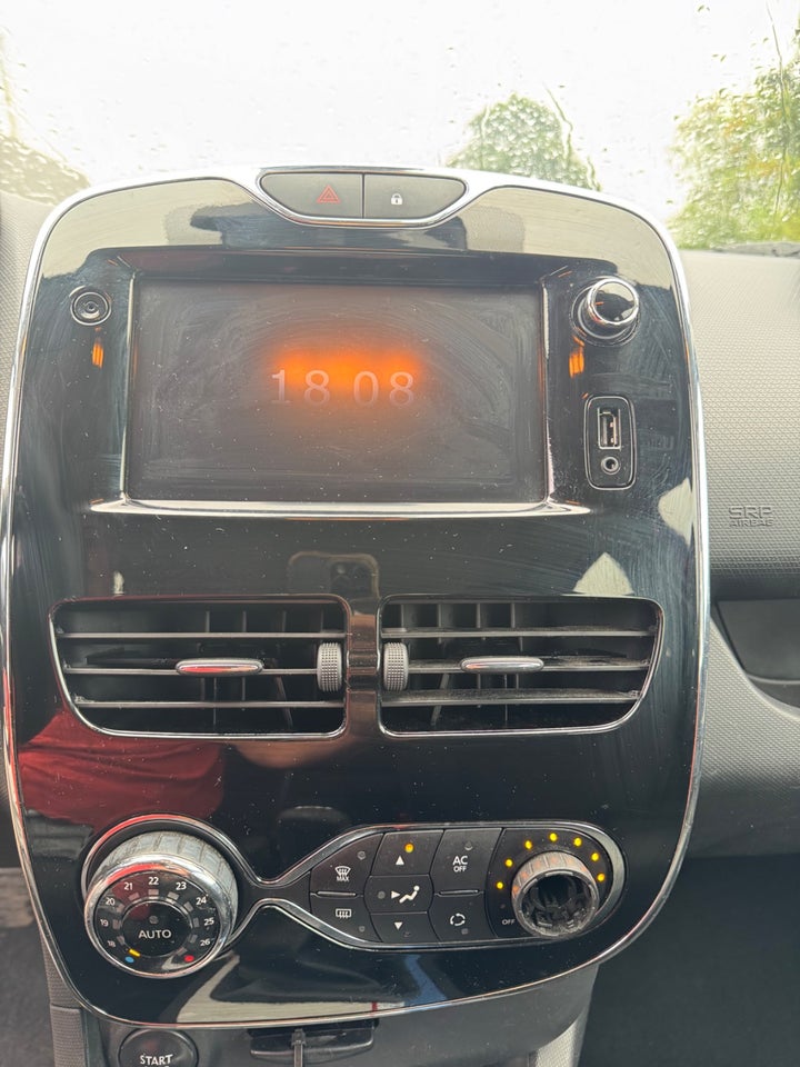 Renault Clio IV 0,9 TCe 90 Dynamique Sport Tourer 5d