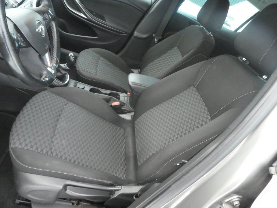 Opel Astra 1,0 T 105 Enjoy 5d