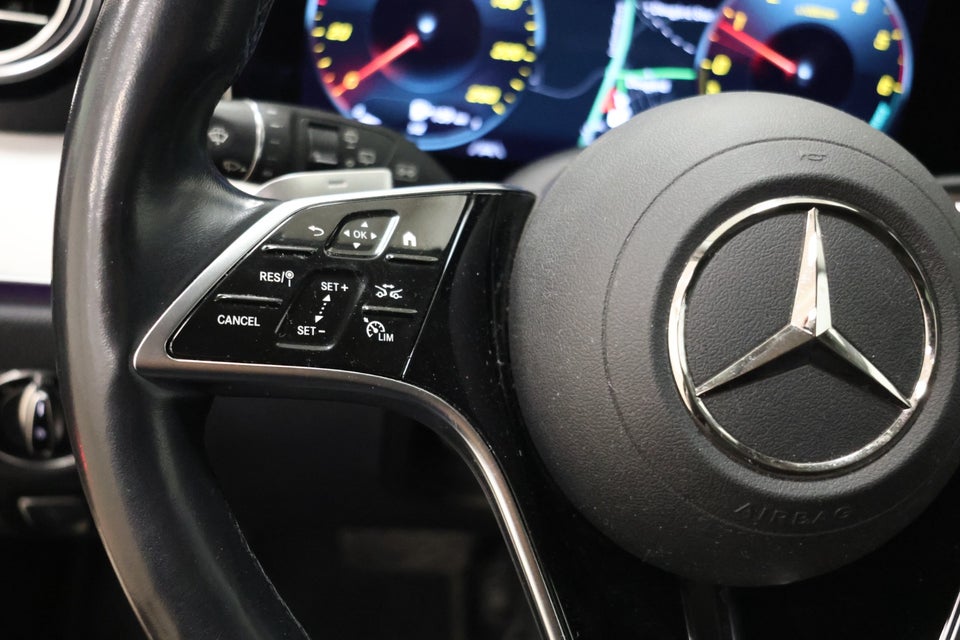 Mercedes E300 de 2,0 stc. aut. 4Matic 5d