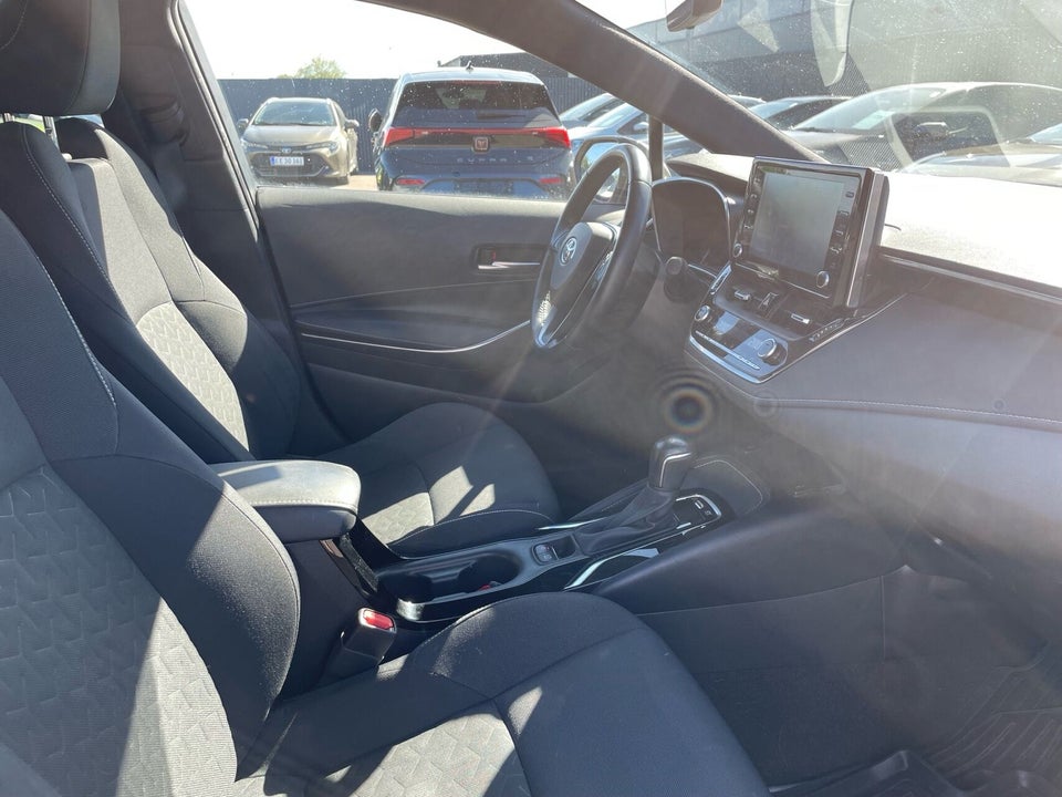 Toyota Corolla 1,8 Hybrid H3 Smart Touring Sports MDS 5d