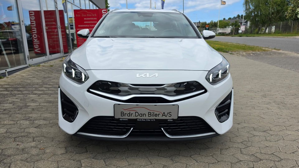 Kia Ceed 1,6 PHEV Prestige SW DCT 5d