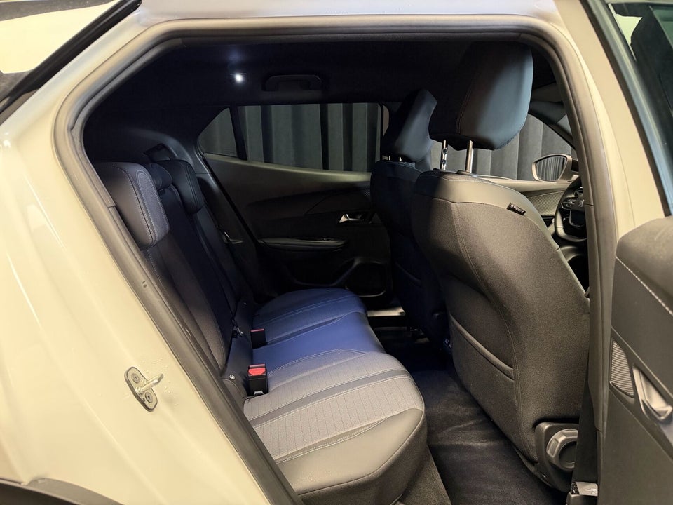 Peugeot e-2008 50 Allure Pack 5d