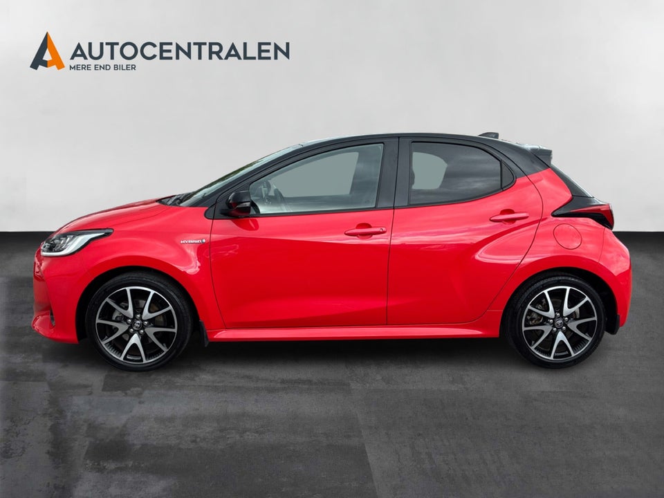 Toyota Yaris 1,5 Hybrid H3 Premier Edition e-CVT 5d