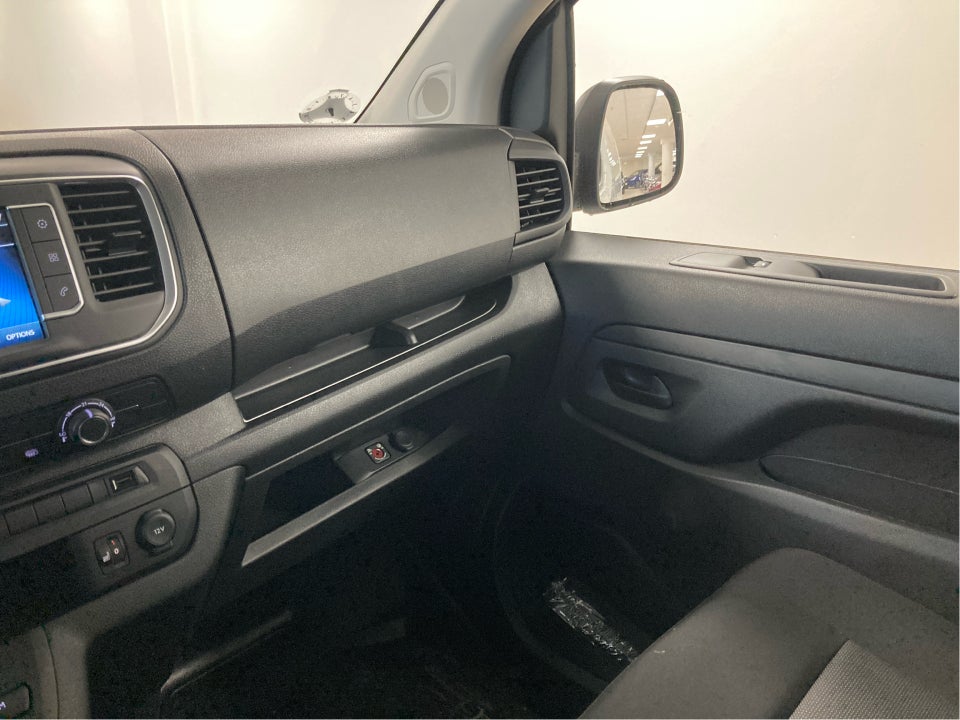 Toyota ProAce 2,0 D 144 Long Comfort Master aut. 4d