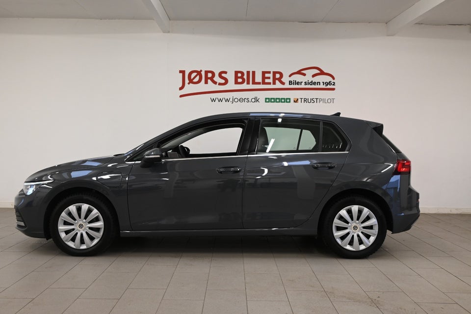 VW Golf VIII 1,4 eHybrid DSG 5d