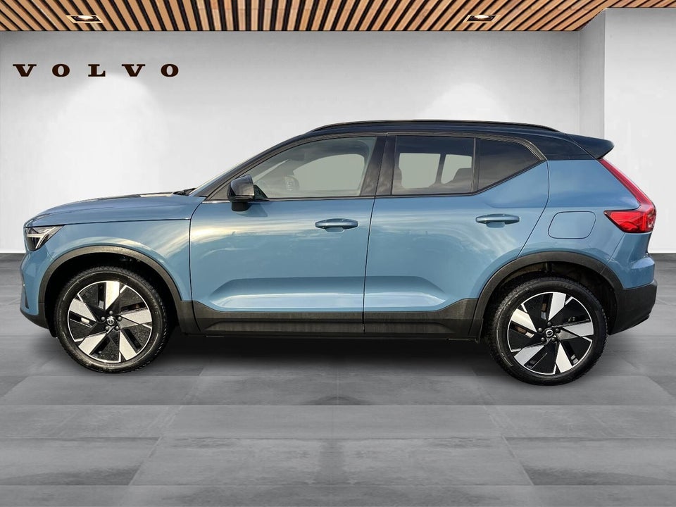 Volvo XC40 ReCharge Extended Range Plus 5d