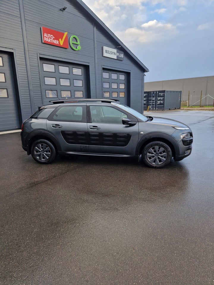 Citroën C4 Cactus 1,6 BlueHDi 100 Feel Van 5d