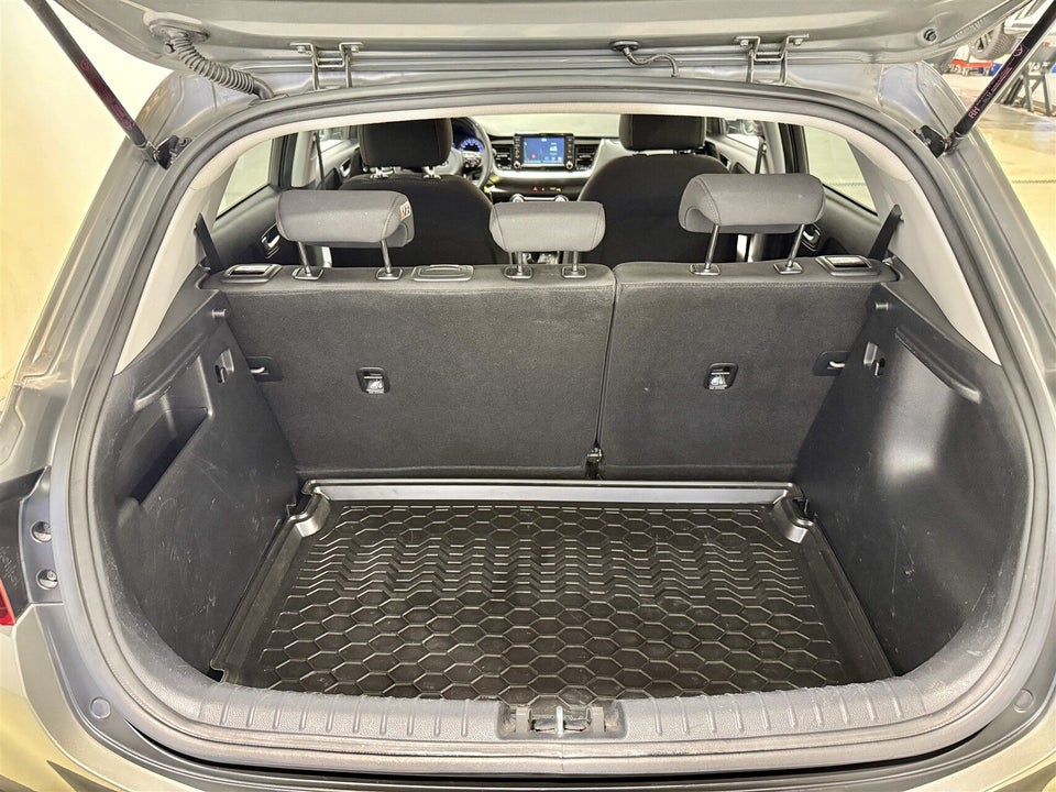 Kia Stonic 1,0 T-GDi Attraction+ 5d