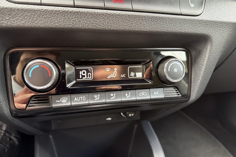 Skoda Fabia 1,0 TSi 95 Life Combi DSG 5d