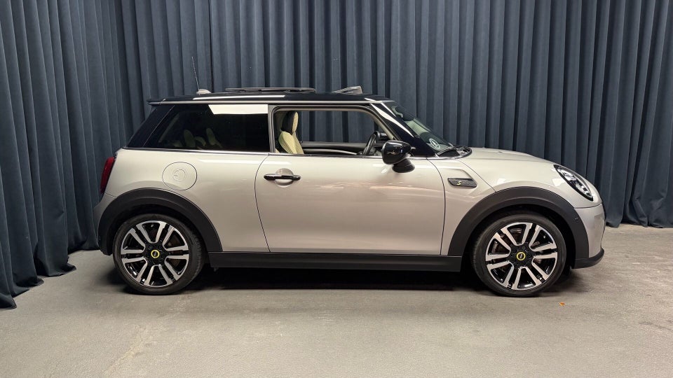 MINI Cooper SE Edition Premium Plus 3d