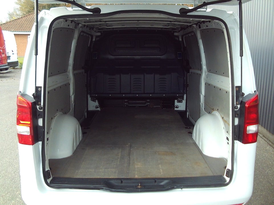 Mercedes Vito 114 2,0 CDi Kassevogn aut. XL RWD