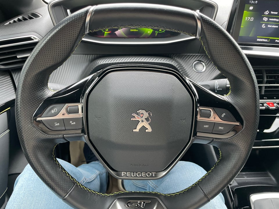 Peugeot 208 1,2 PureTech 100 GT Line 5d