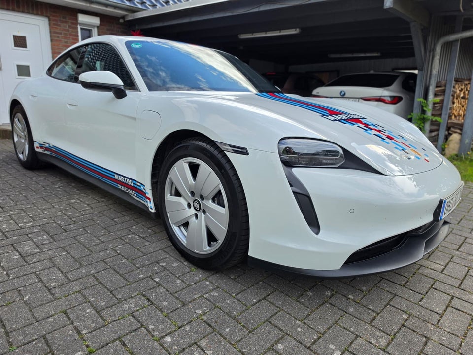 Porsche Taycan 4d