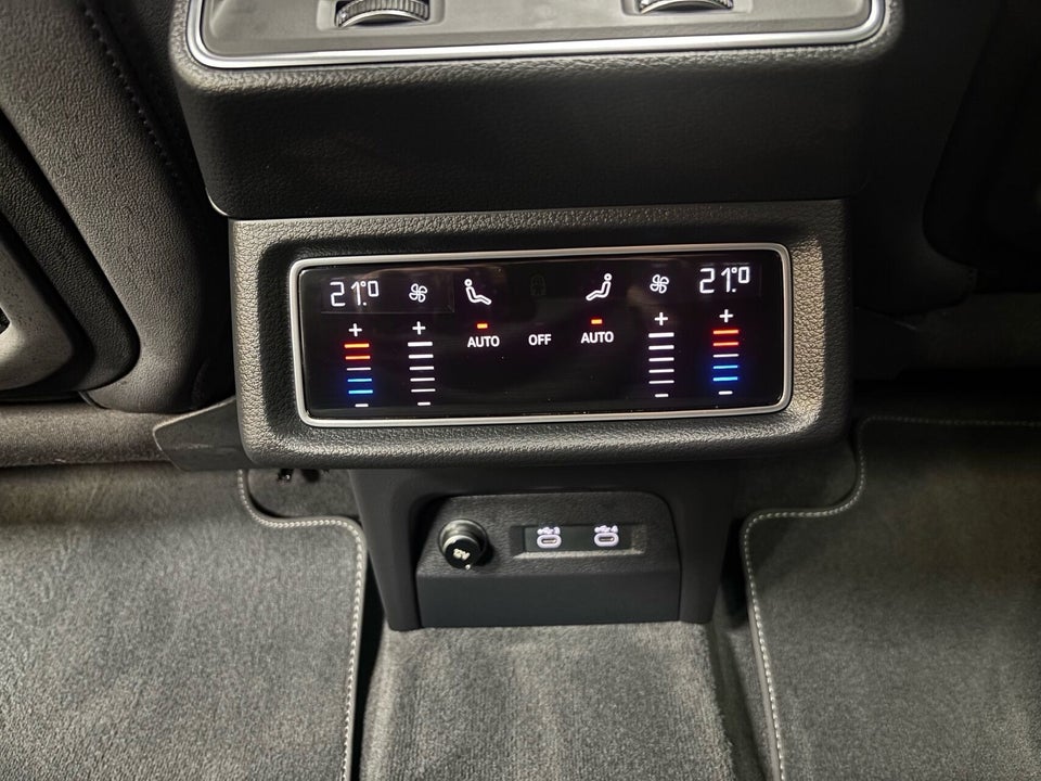 Audi e-tron 50 S-line Prestige Sportback quattro 5d