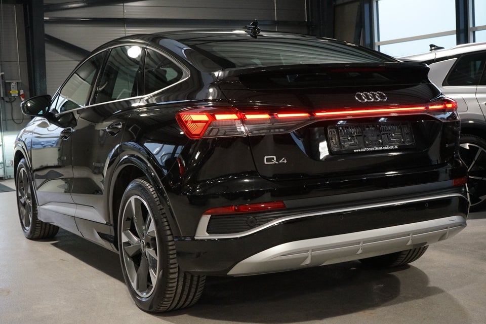 Audi Q4 e-tron 55 S-line Sportback quattro 5d