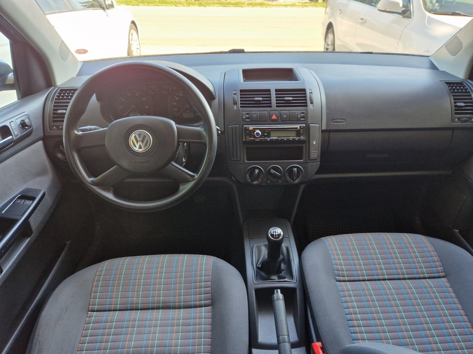 VW Polo 1,4 Fresh 5d