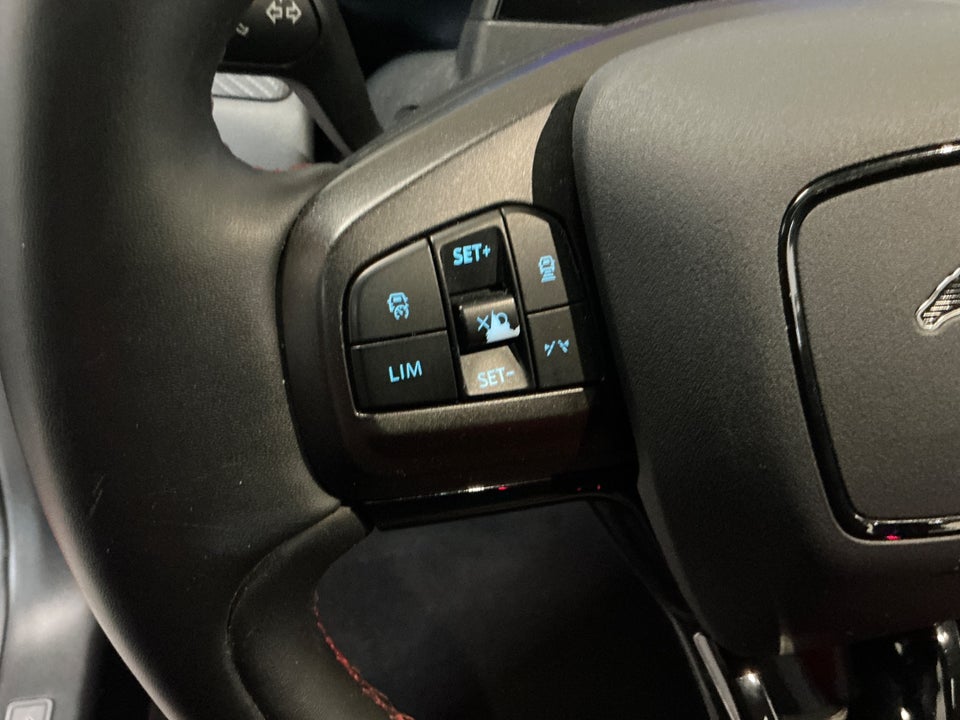 Ford Mustang Mach-E 91 Extended Range AWD 5d