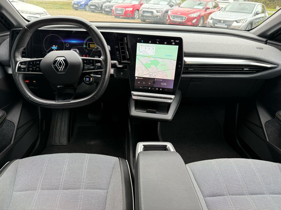 Renault Megane E-Tech 60 Techno 5d