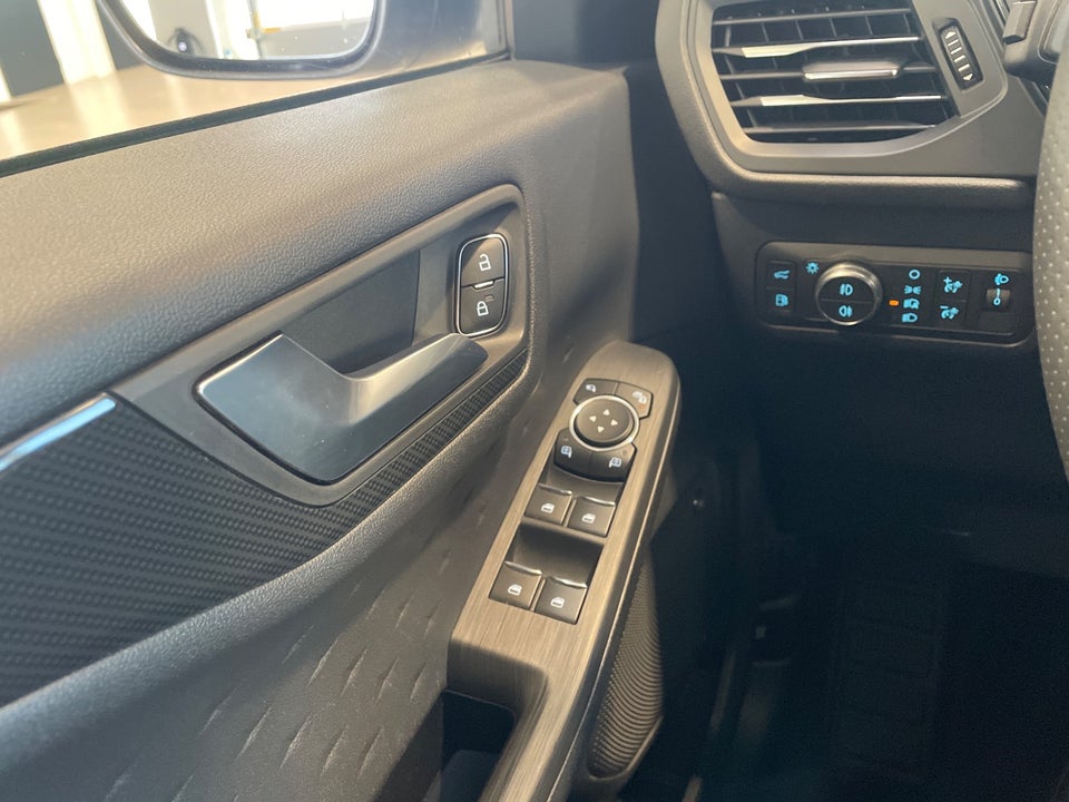 Ford Kuga 2,5 PHEV ST-Line X CVT 5d