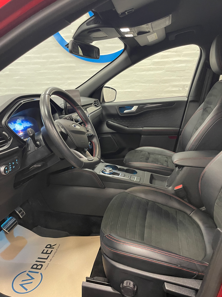 Ford Kuga 2,5 PHEV ST-Line X CVT 5d