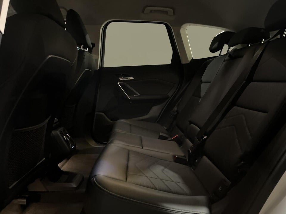 BMW iX1 xDrive30 X-Line 5d