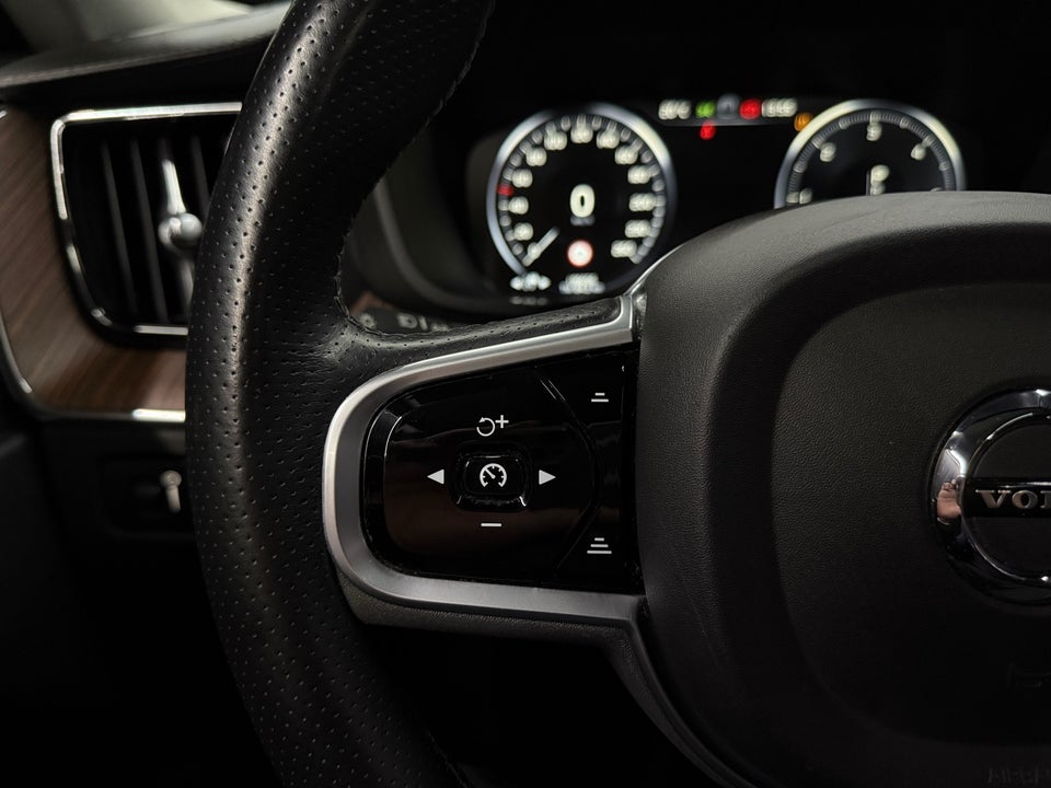 Volvo XC60 2,0 D4 190 Inscription aut. 5d