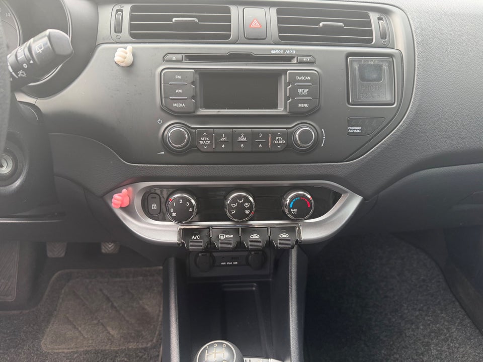 Kia Rio 1,4 CVVT Active 5d