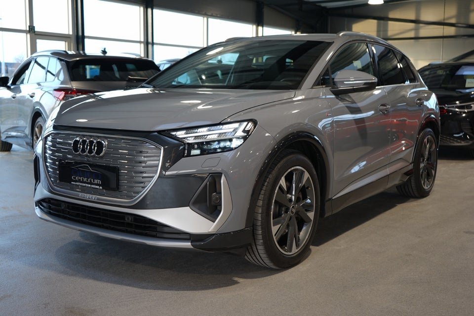 Audi Q4 e-tron 40 S-line 5d