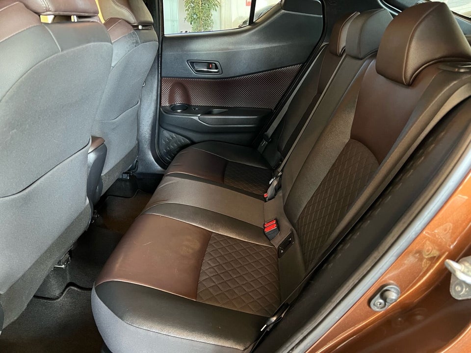 Toyota C-HR 1,8 Hybrid C-ULT CVT 5d