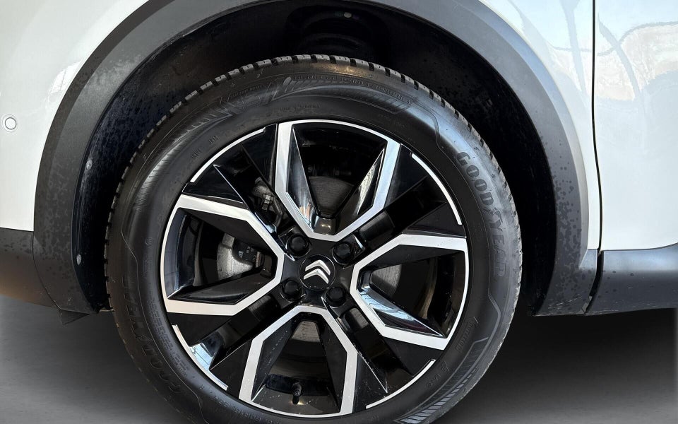 Citroën ë-C4 X 50 Shine 4d