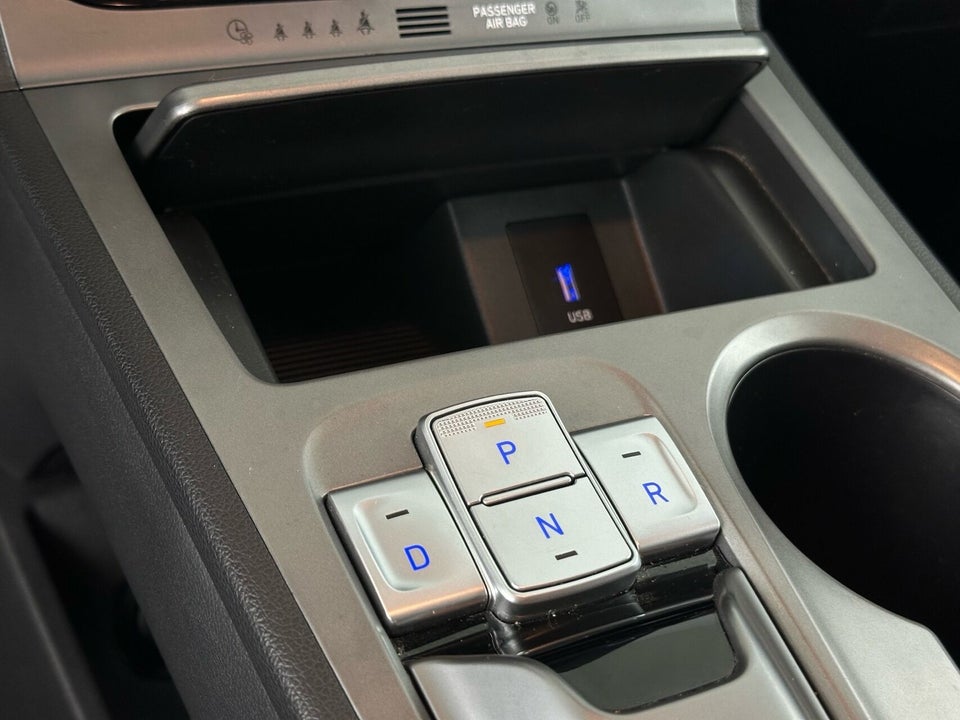 Hyundai Kona 64 EV Essential 5d