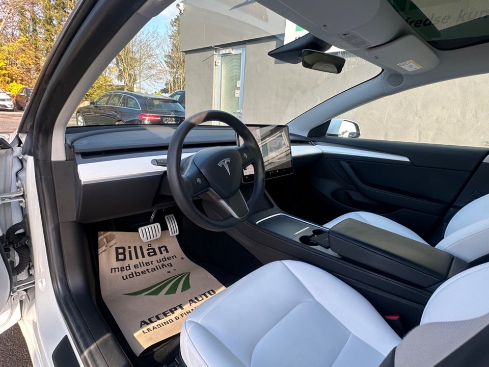 Tesla Model 3 Performance AWD 4d