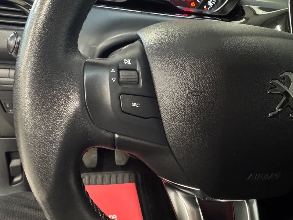 Peugeot 208 1,2 VTi 82 Active 5d