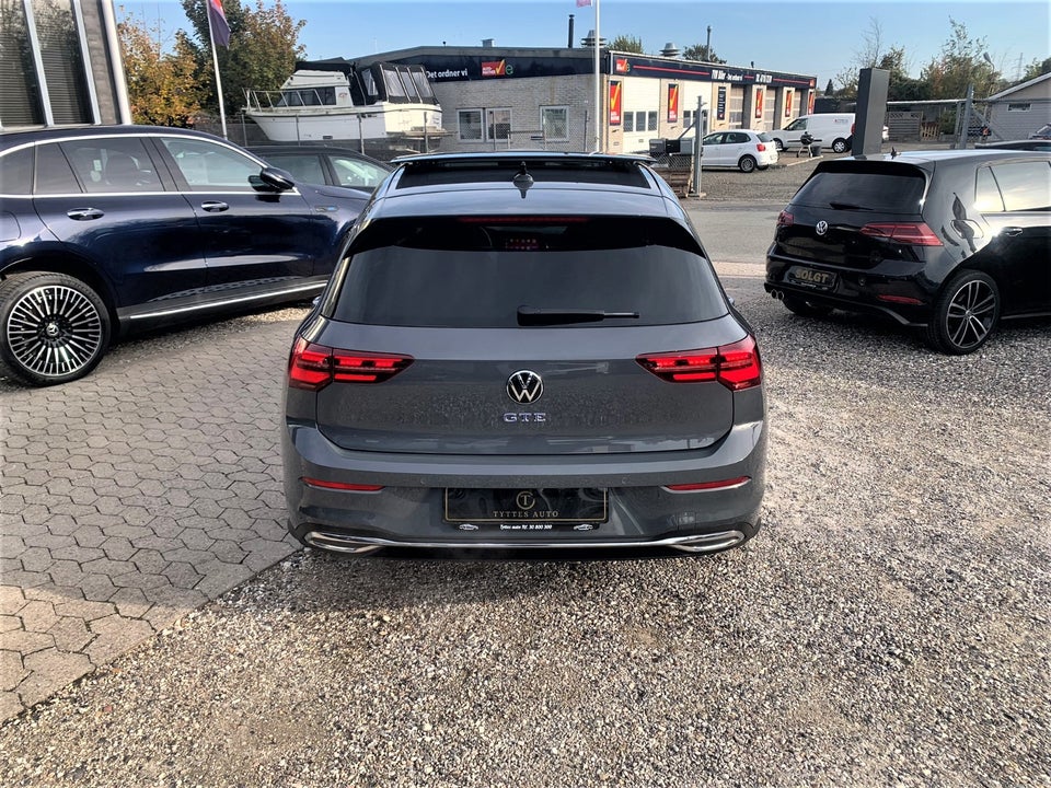 VW Golf VIII 1,4 GTE DSG 5d