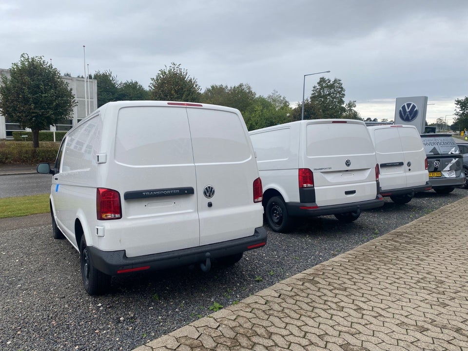 VW Transporter 2,0 TDi 150 Kassevogn DSG lang