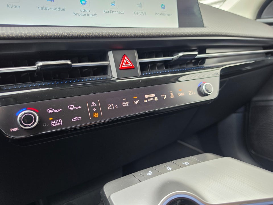 Kia EV6 77 Long Range Upgrade 5d