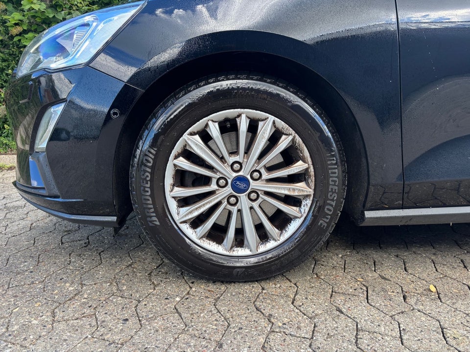 Ford Focus 1,0 EcoBoost Titanium stc. 5d