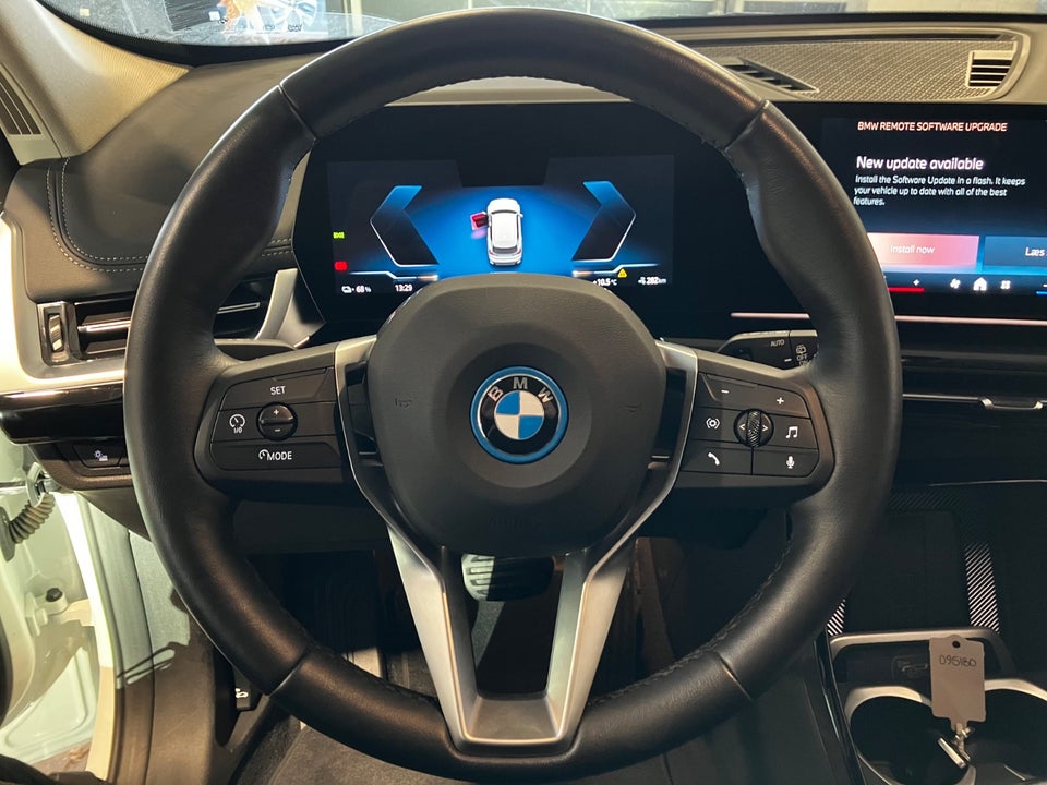 BMW iX1 eDrive20 X-Line 5d