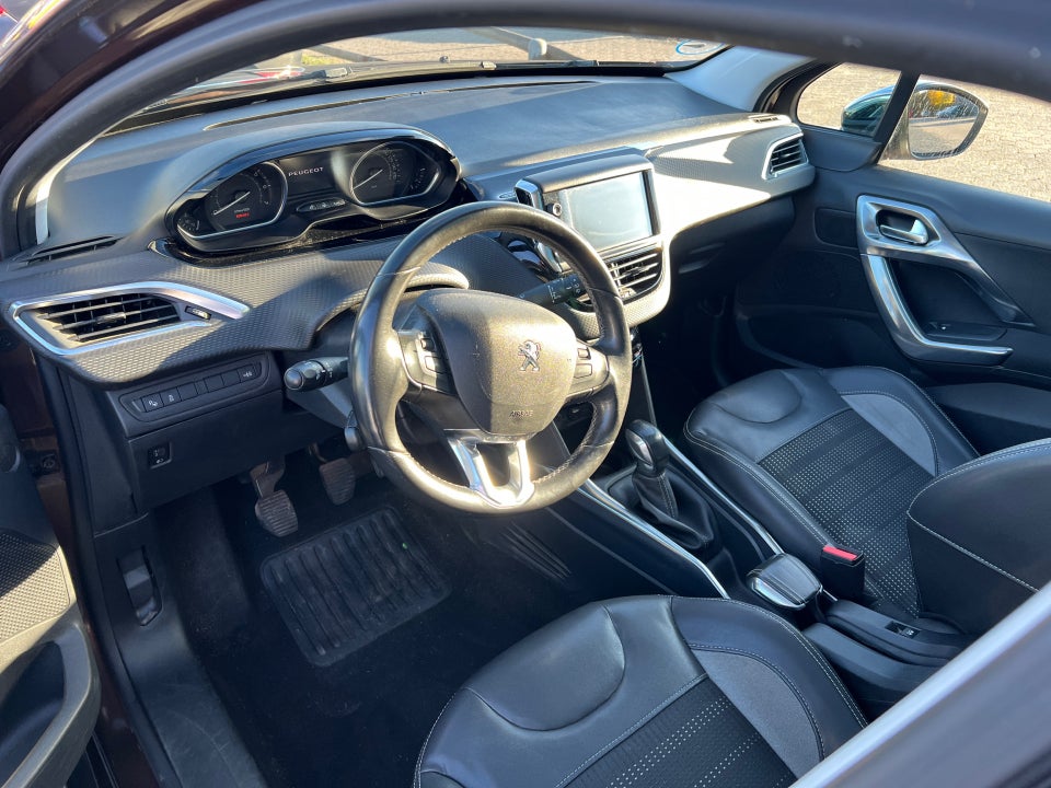 Peugeot 2008 1,2 VTi 82 Allure 5d