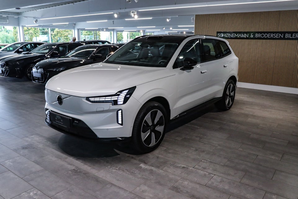 Volvo EX90 Plus 7prs 5d