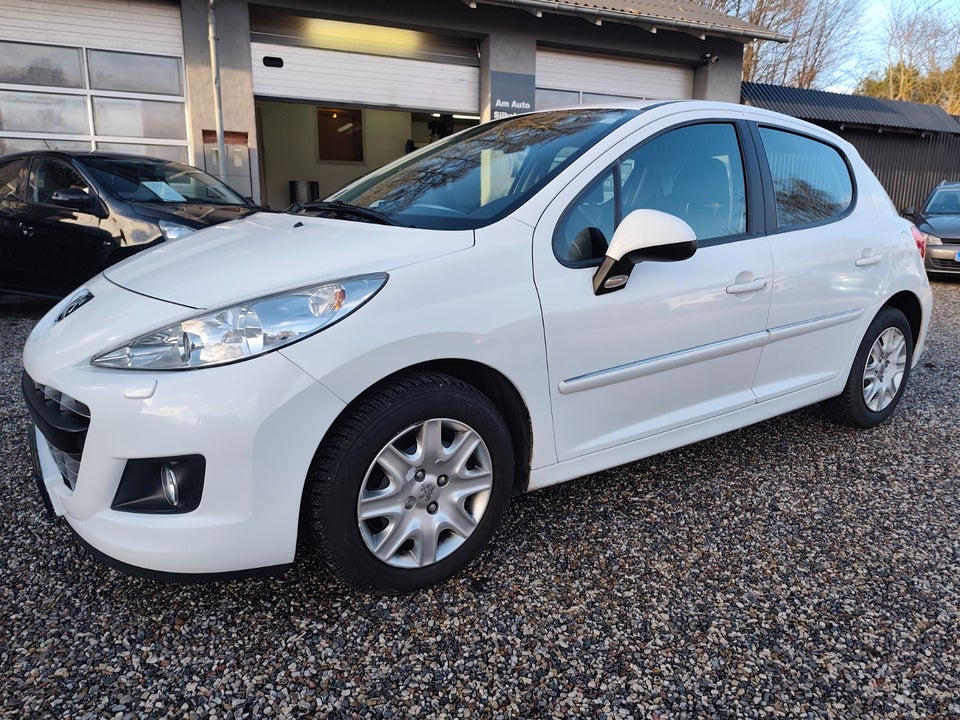 Peugeot 207 1,4 HDi 68 5d