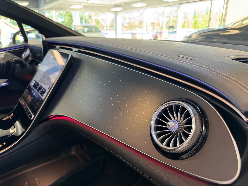 Mercedes EQE300 Electric Art 4d