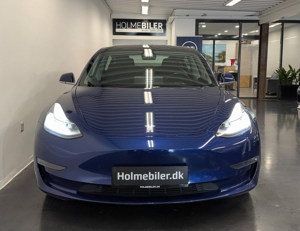Tesla Model 3 Long Range AWD 4d