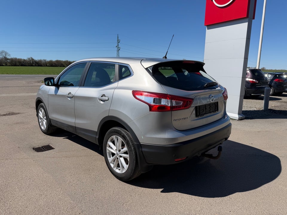 Nissan Qashqai 1,2 Dig-T 115 Acenta 5d