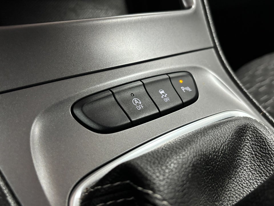 Opel Astra 1,5 D 122 Elegance Sports Tourer 5d