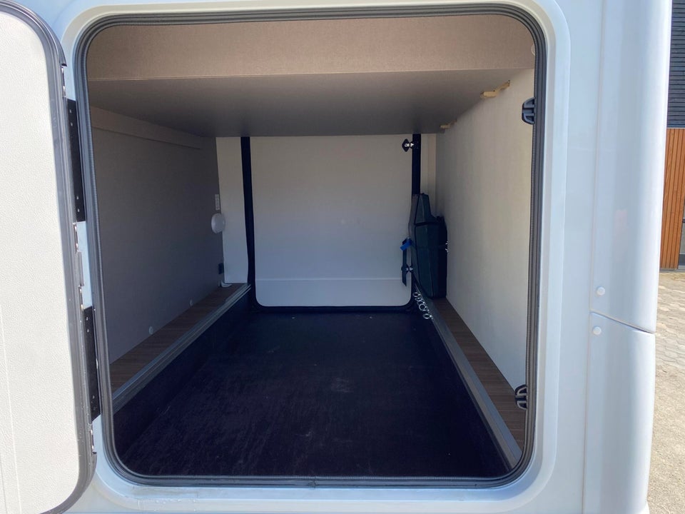 Etrusco T7400QB 2,3 MJT aut. 5d