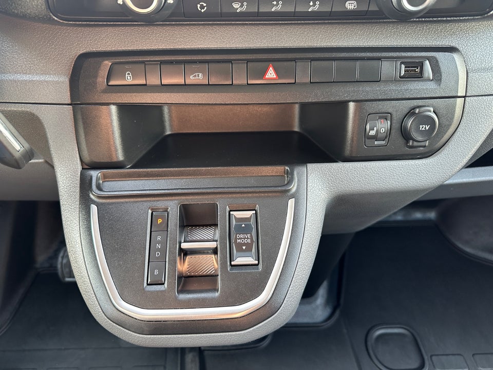 Peugeot e-Expert 75 L2 Plus Van