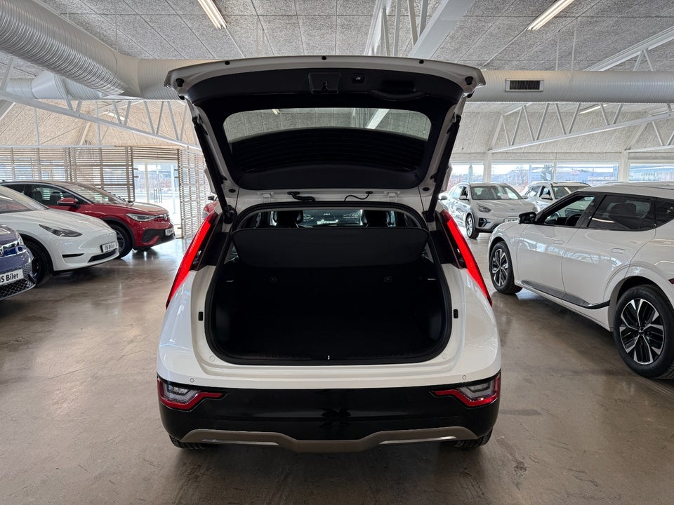 Kia Niro 64 EV Upgrade 5d