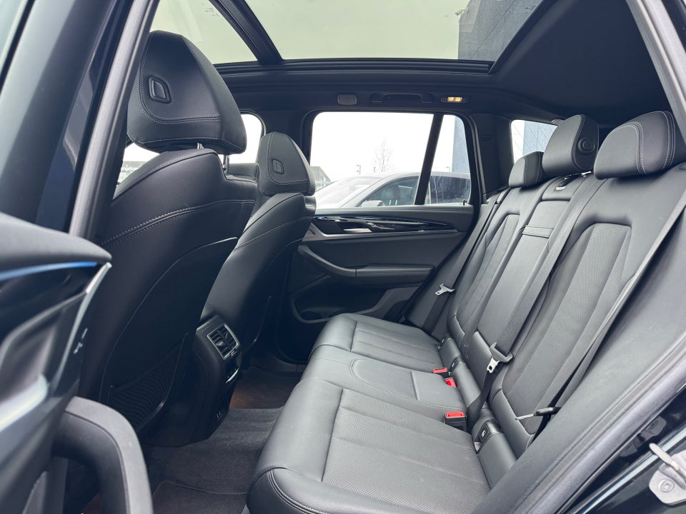 BMW iX3 Charged M-Sport 5d